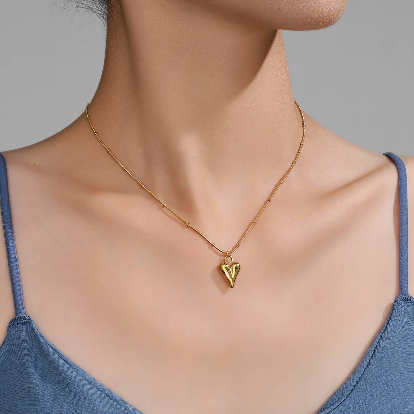 "FULL HEART" NECKLACE, 18K GOLD PLATED STEEL